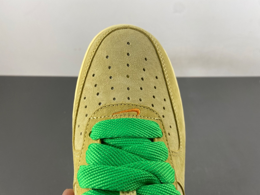 Nike Air Force 1 Low Ducks of a Feather University of Oregon Duck or Egg IU7612-700
