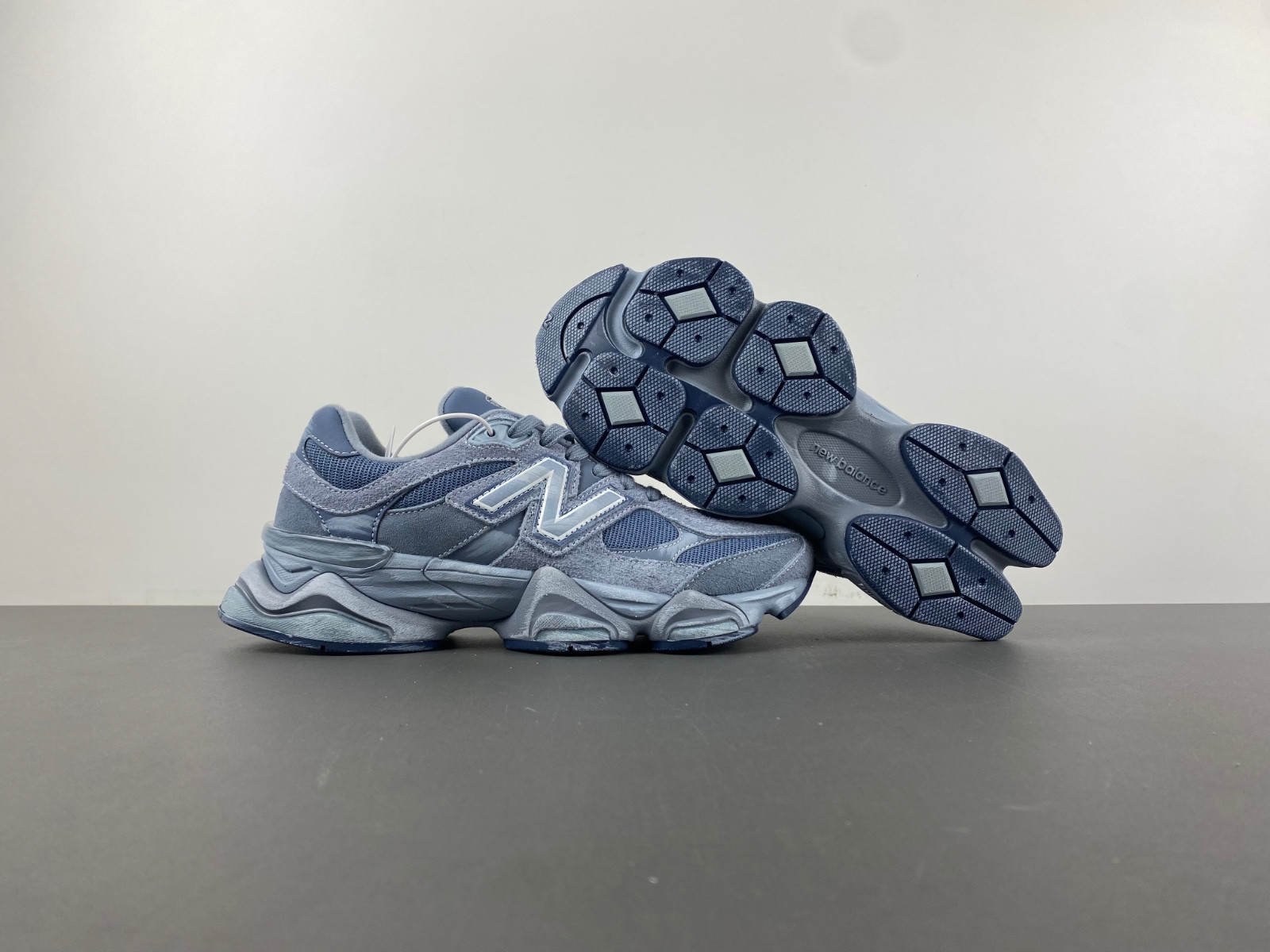 new Ba1an*e 9060 vintage indigo men