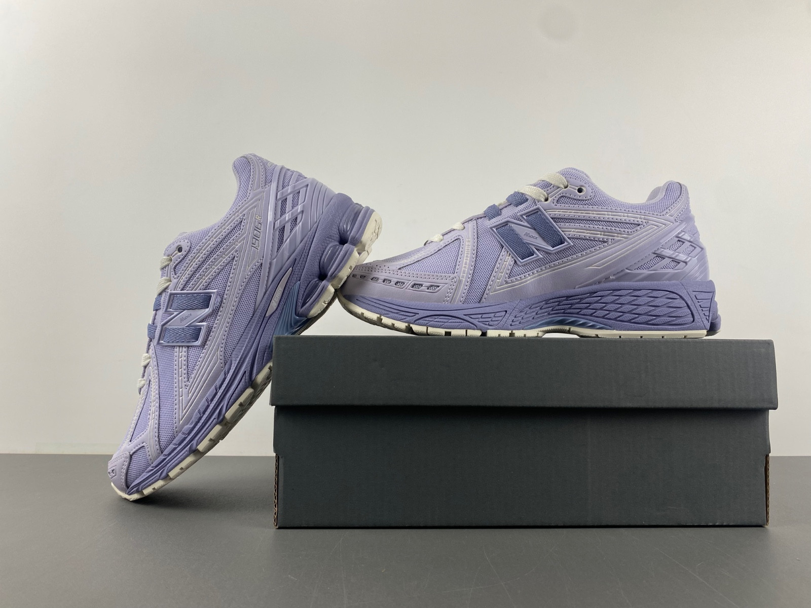 new Ba1an*e 1906r lilac purple men