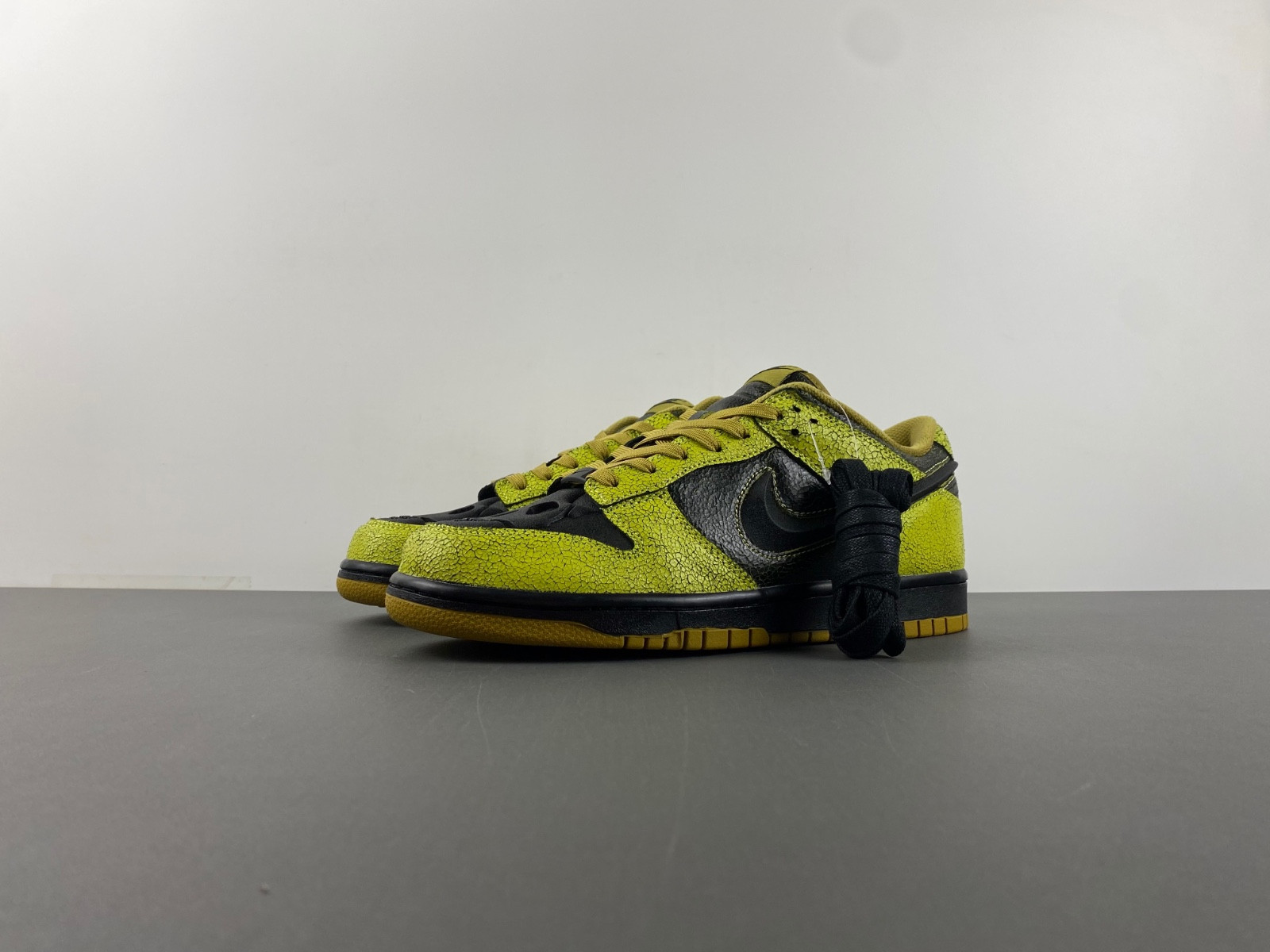 Nike Dunk Low QS Halloween Skull Men''s - HV6103-300