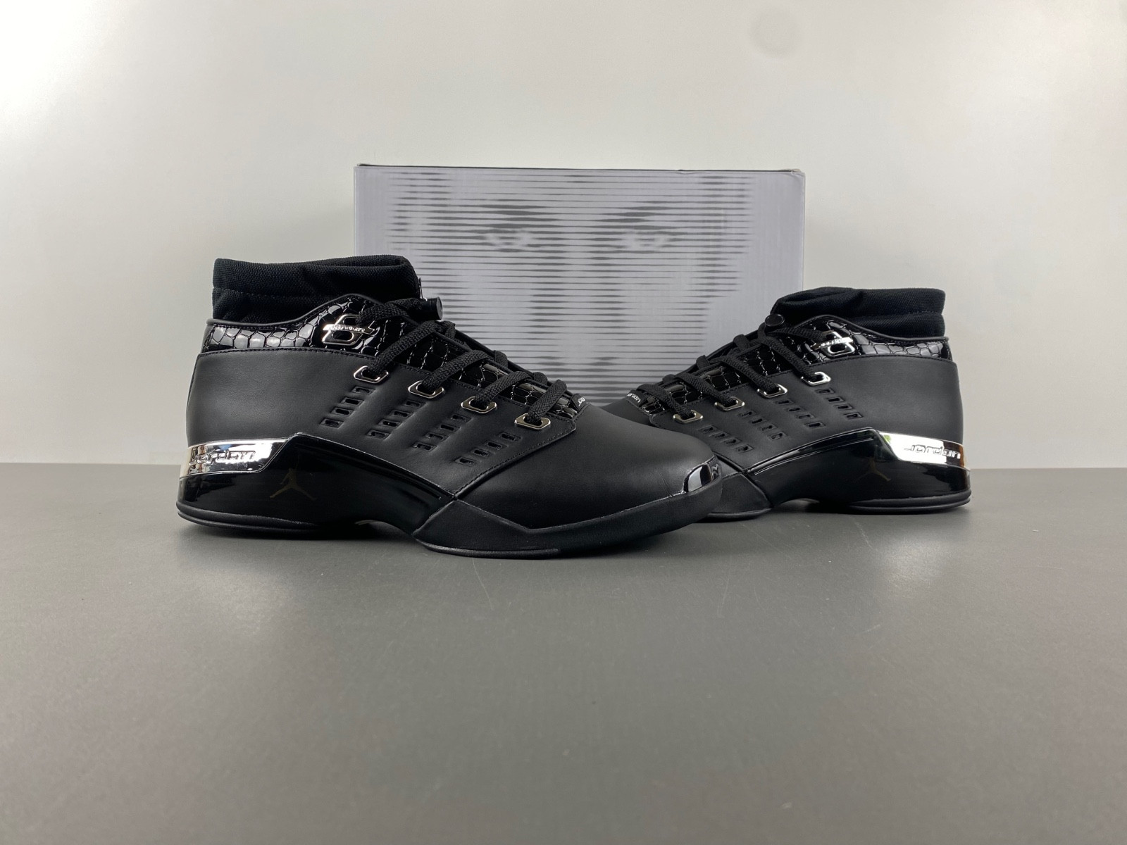 Air Jordan 17 OG Low 