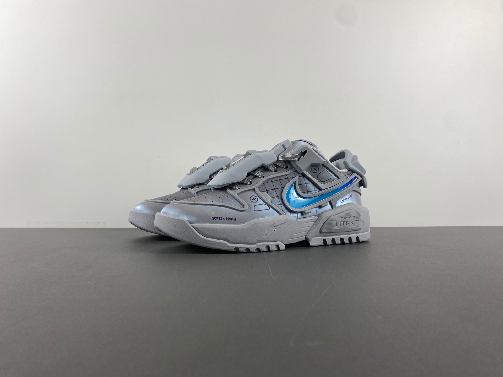 RTFKT X Dunk Genesis ''OG'' - Nike HF0438-001