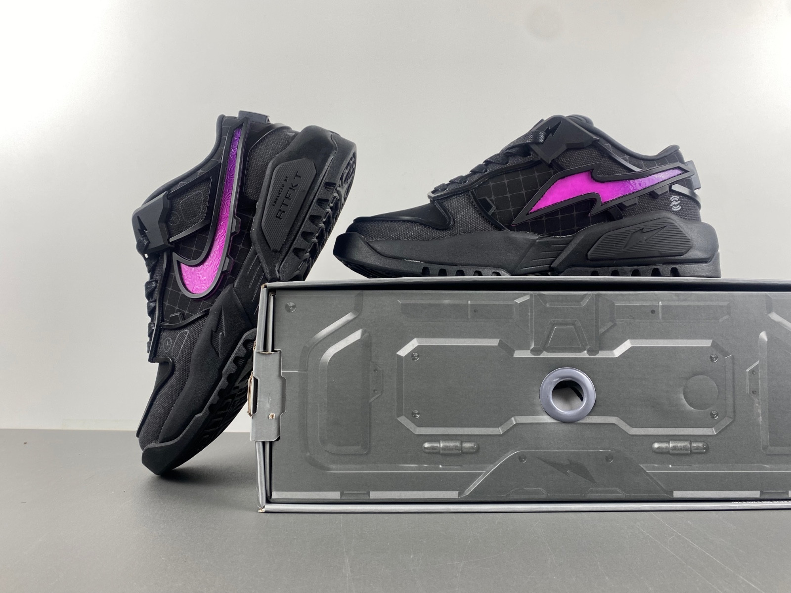 Nike Dunk Genesis Low RTFKT Void (Edition of 11394) HM4465-001