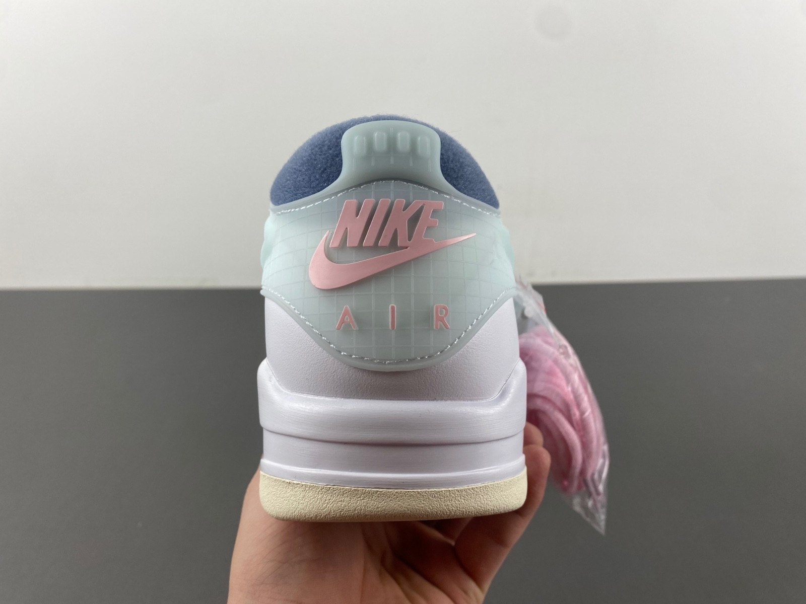 Jordan 4 RM Diffused Blue Ashen Slate FQ7939-101
