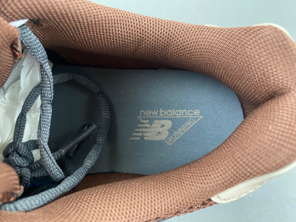 new Ba1an*e 9060 phant0m rich oak men