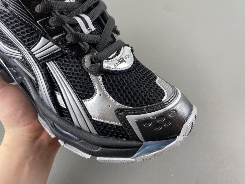 Ba1en*iaga runner sneaker 772774 w3rny 0322