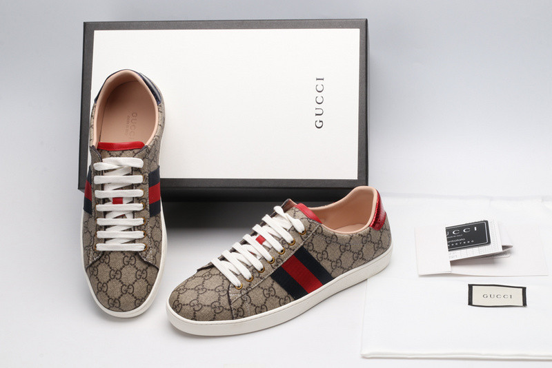 Gvc*1 ace embroidered low-top sneaker brown with stripe