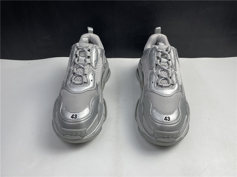 Ba1en*iaga triple s sliver