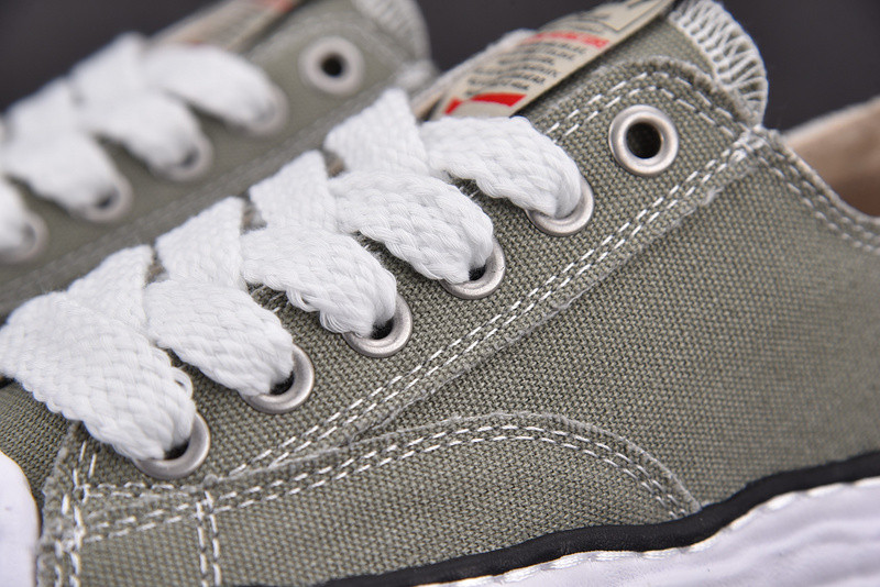 MMY Sneaker 0076