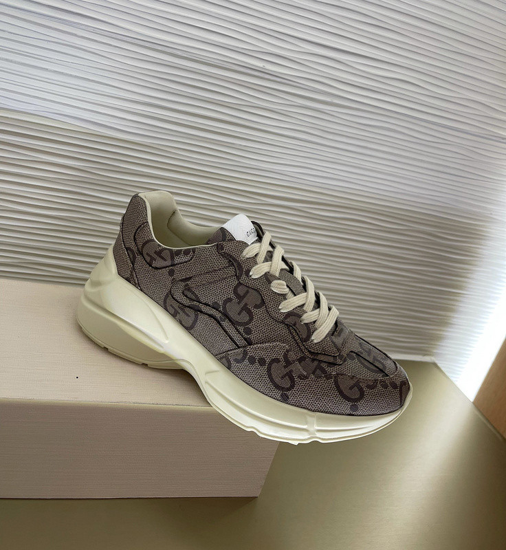 Gvc*1 sneaker