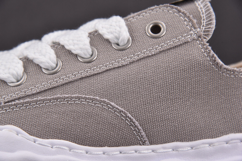 MMY Sneaker 0071