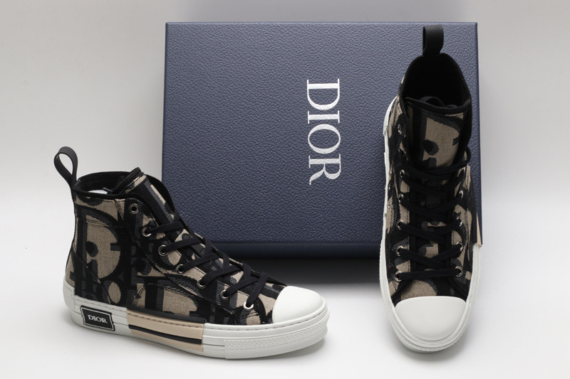 D10r b23 sneaker