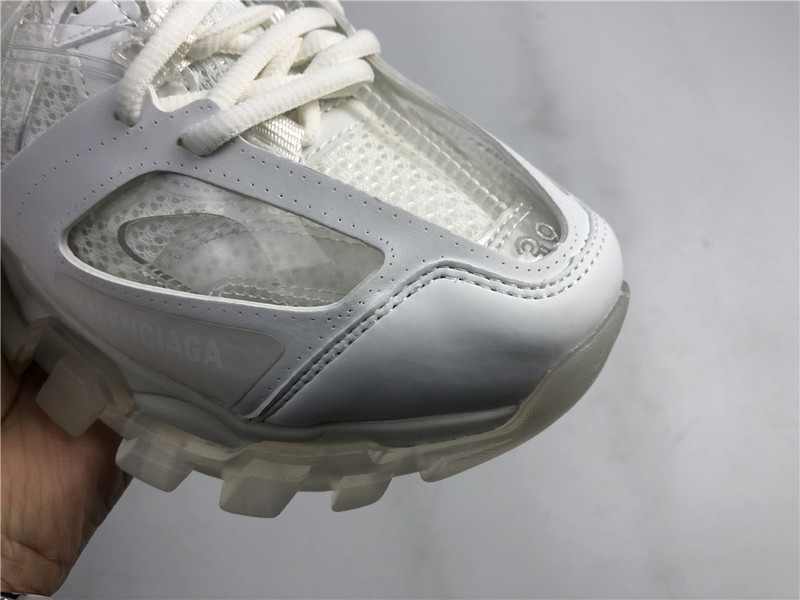 Ba1en*iaga track all white