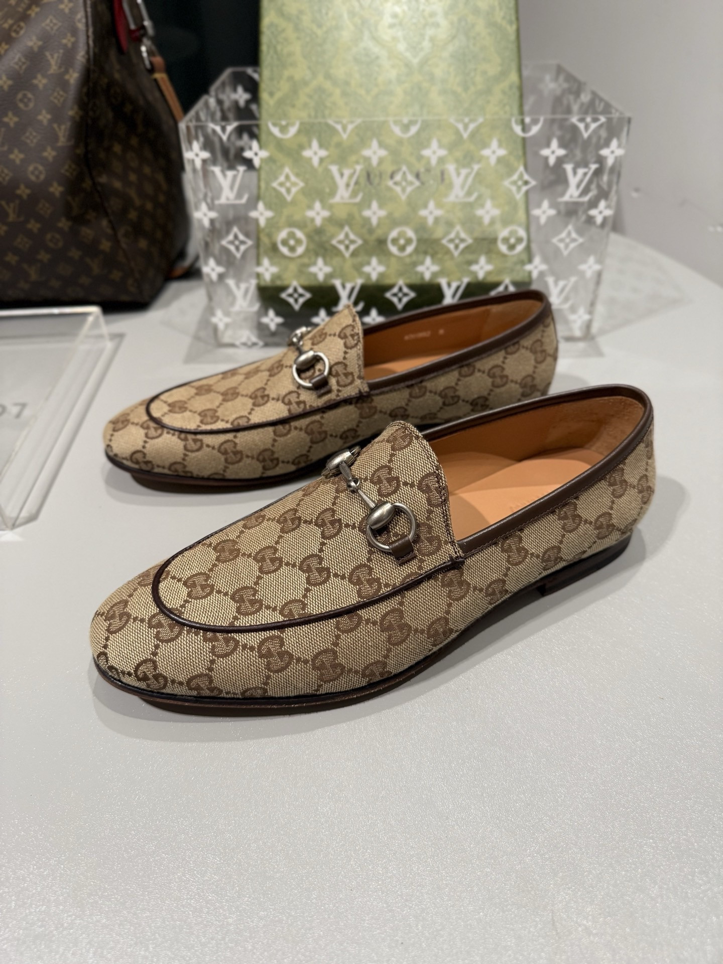 GUCI Leather Shoes