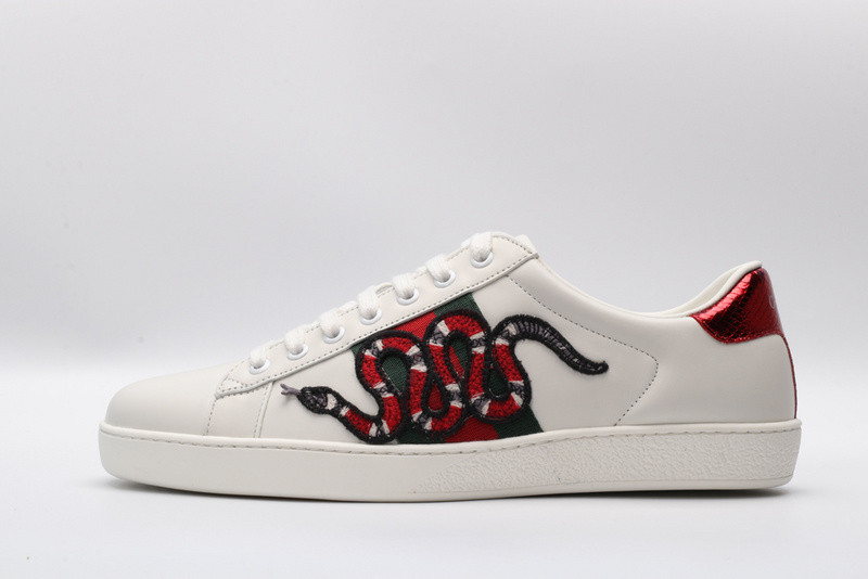 Gvc*1 ace embroidered low-top sneaker white with snake