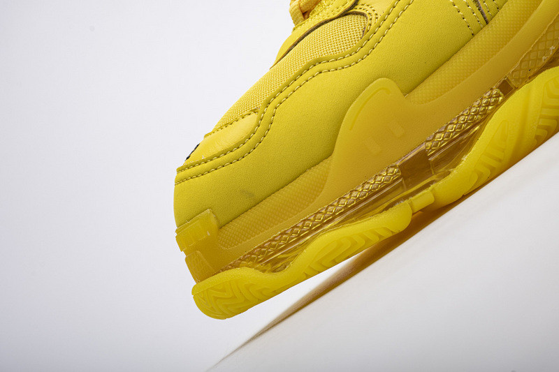 Ba1en*iaga triple s yellow