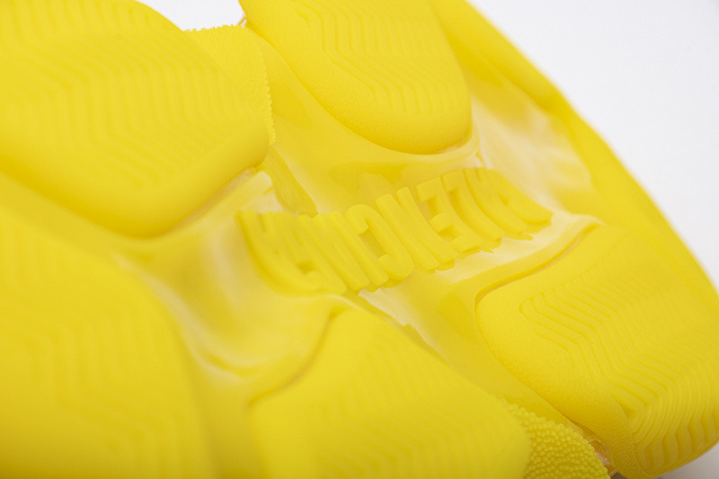 Ba1en*iaga triple s yellow