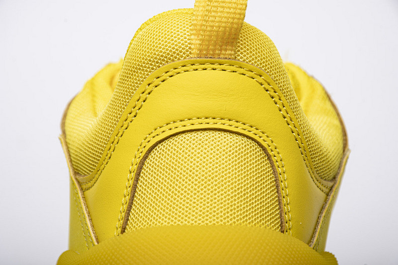 Ba1en*iaga triple s yellow