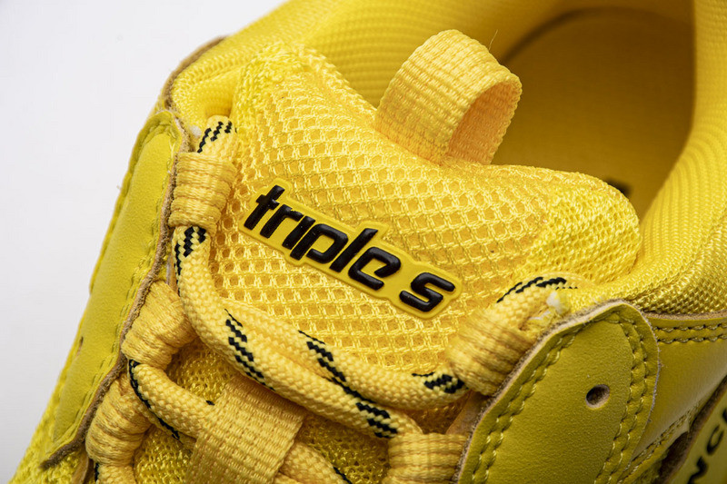 Ba1en*iaga triple s yellow