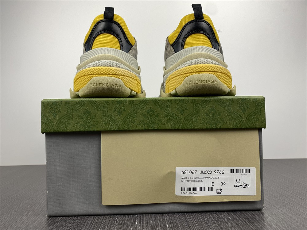 ba1en*iaga triple s Gvc*1 sneaker