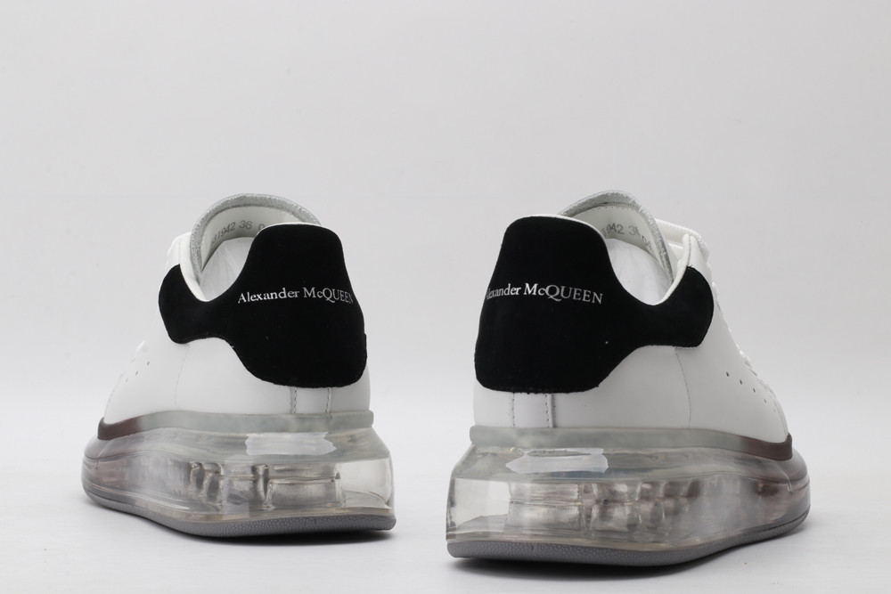 a1exa*der Mcqv*en