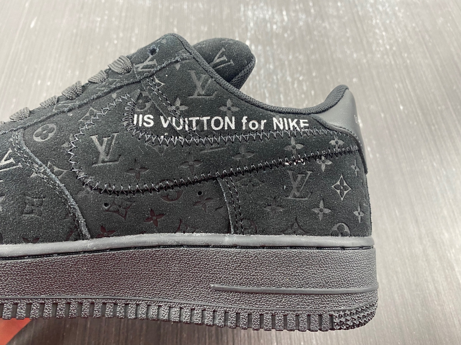 lwe sneaker