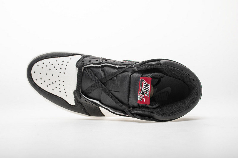 air jordan 1 sports illustrated 555088-015
