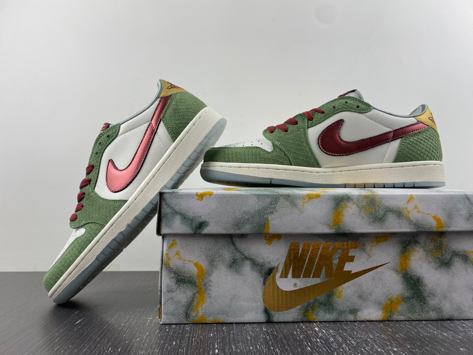 air jordan 1 low og year of the dragon fn3727-100