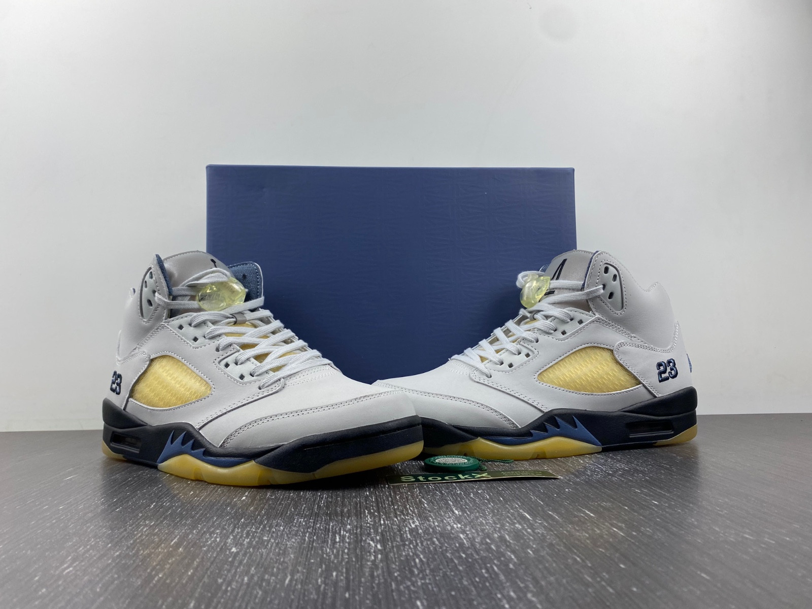 a ma maniere x air jordan 5 “diffused blue x aj5 fz5758-004