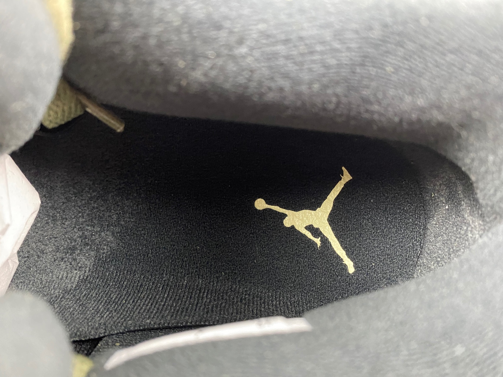 air jordan 4 craft "medium olive" fb9927-200
