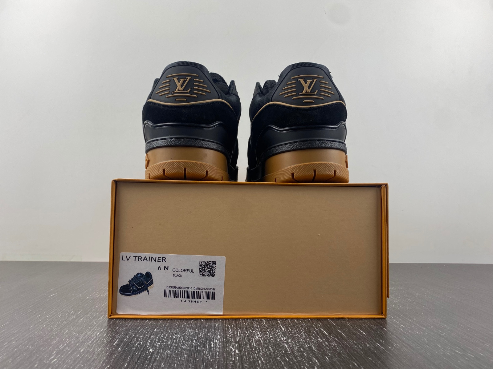 lwe sneaker