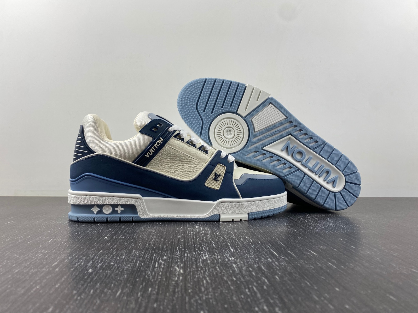 lwe sneaker