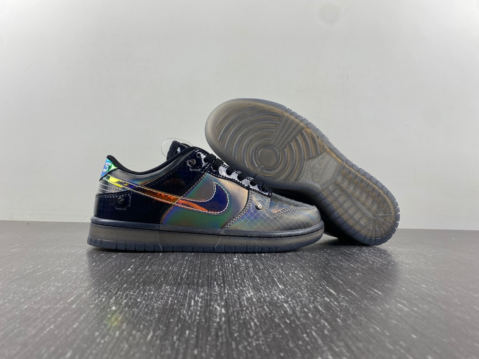 nike dunk low "hyperflat" black/grey fv3617-001