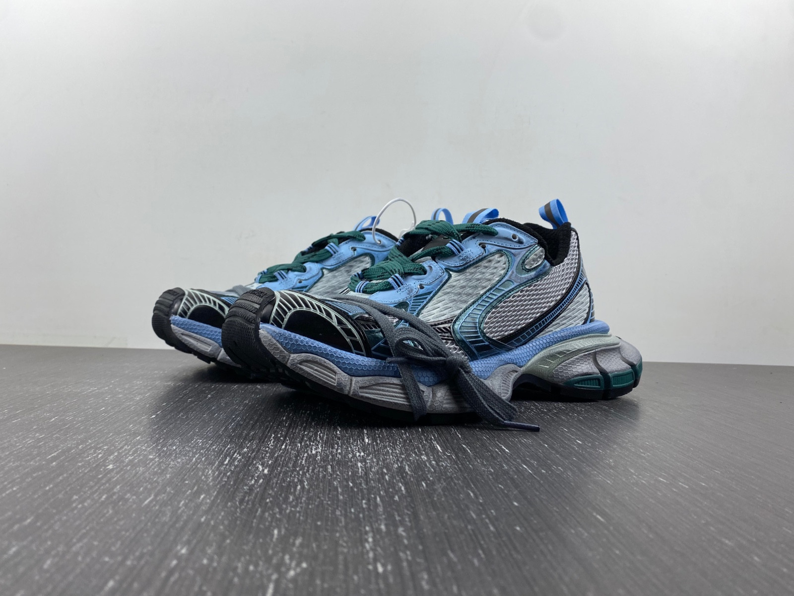 Ba*len*cia*ga men''s 3xl sneaker