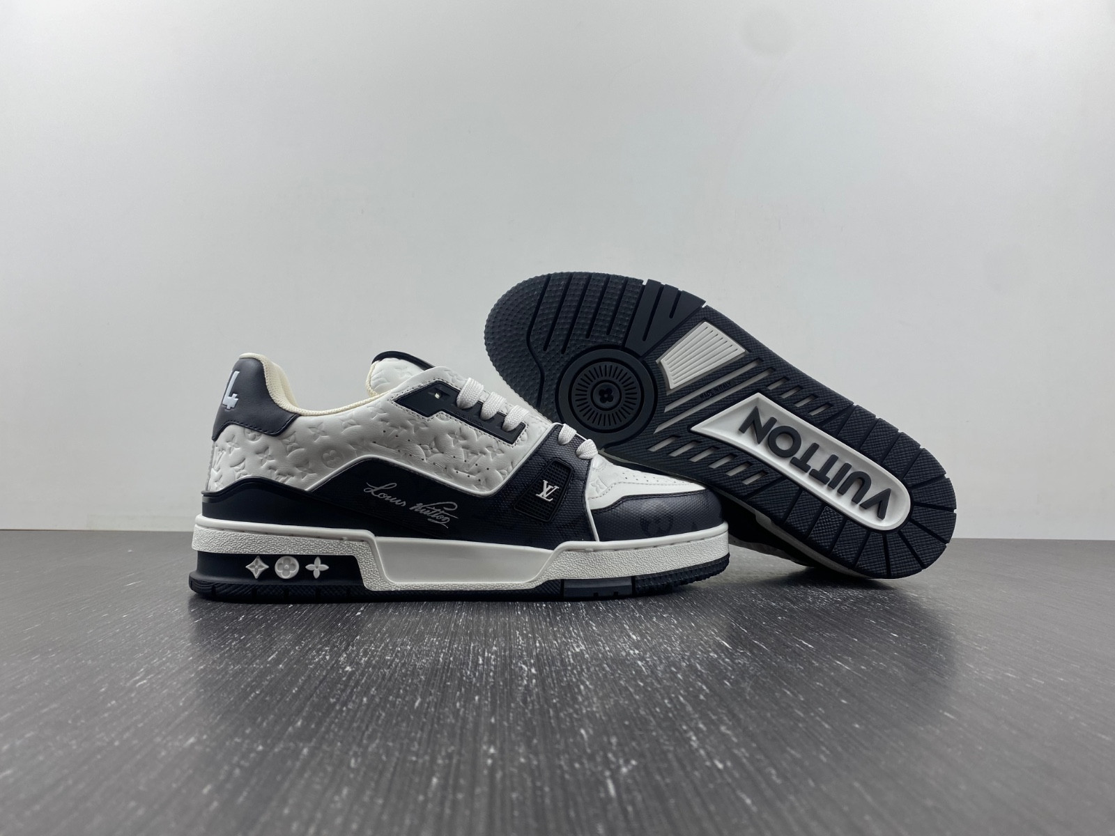 lwe sneaker