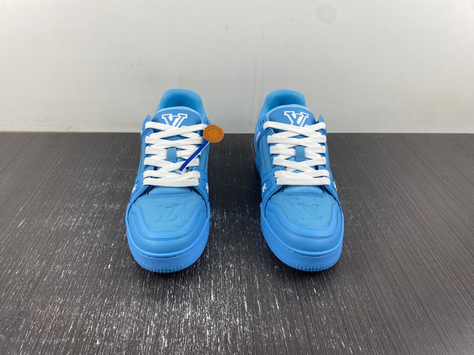 lwe sneaker