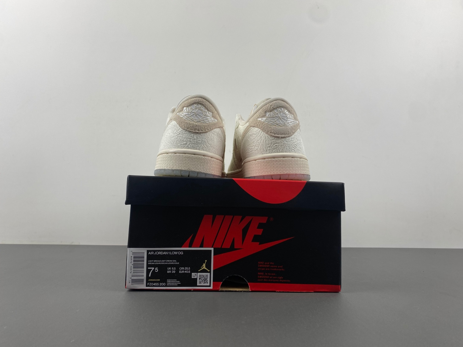 jordan 1 retro low og chris paul men