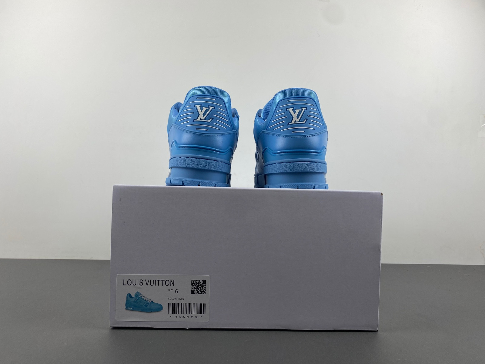 lwe sneaker