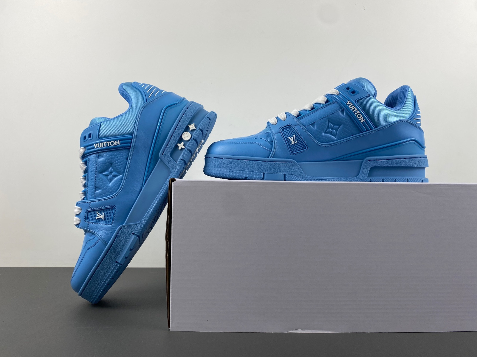 lwe sneaker