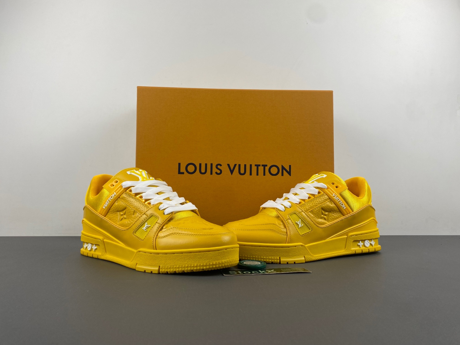 lwe sneaker