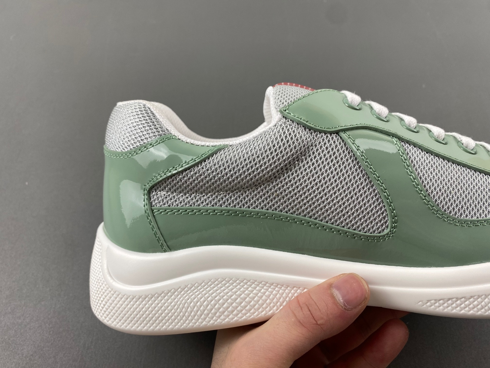 pra sneaker