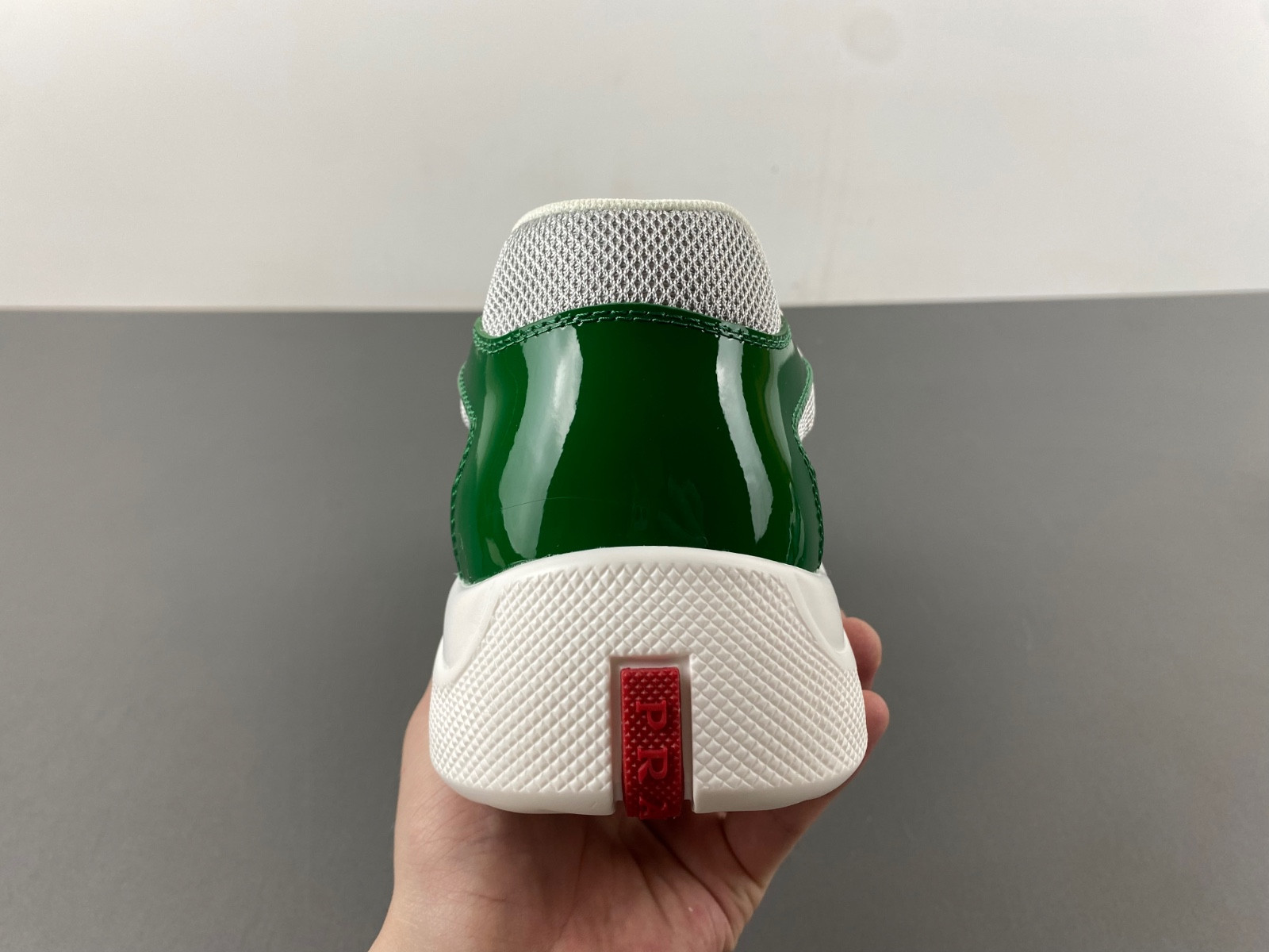 pra sneaker