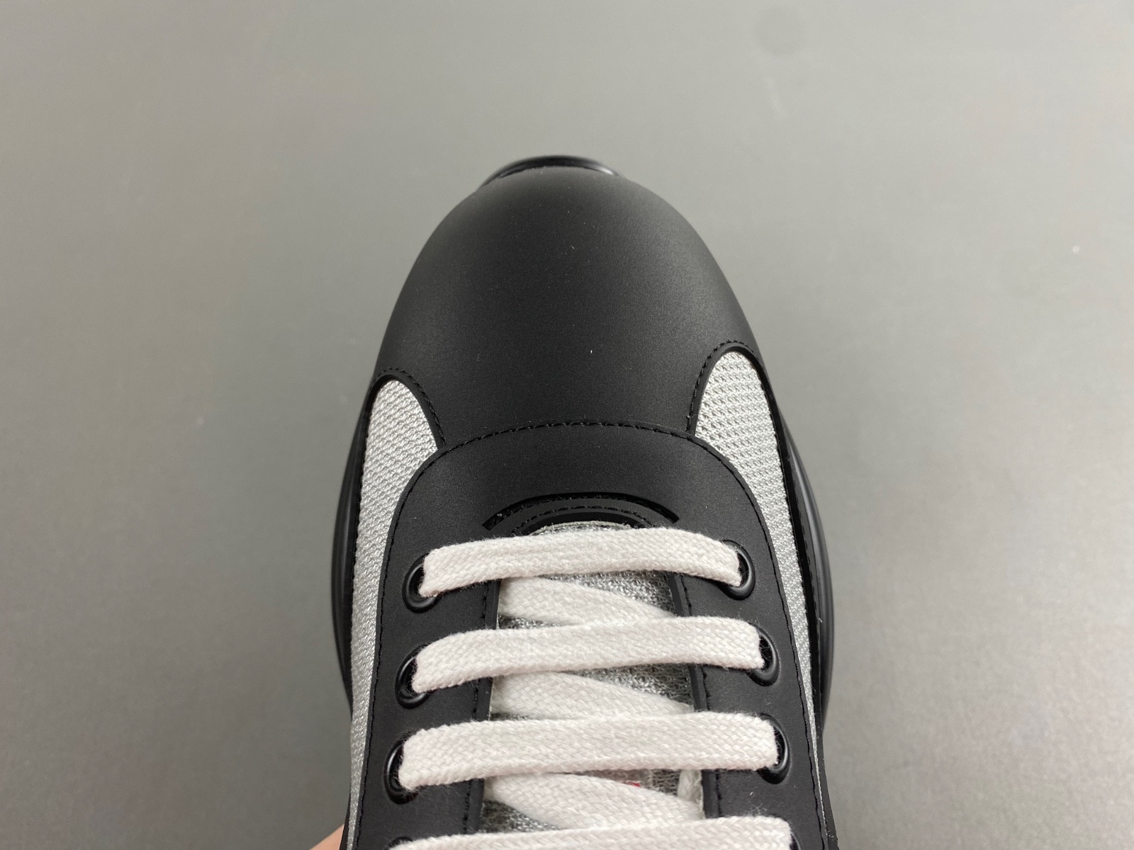 pra sneaker
