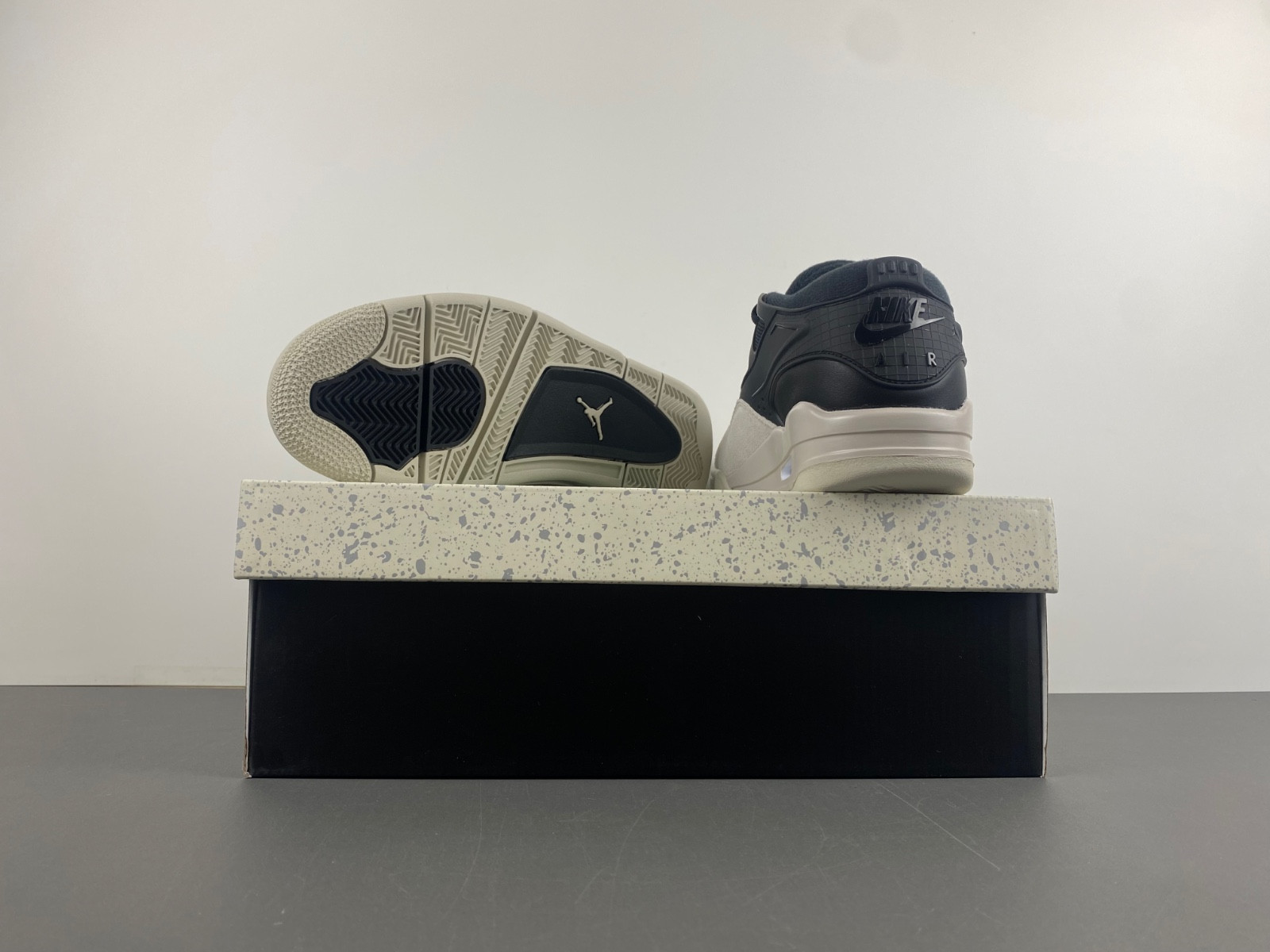 air jordan 4 rm "black/light bone" fq7939-001