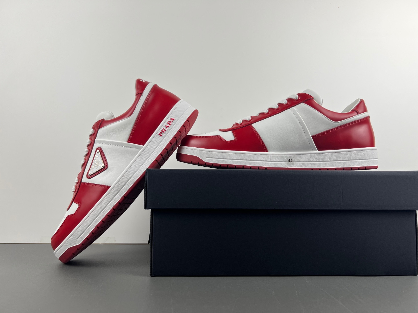 pra downtown leather sneakers