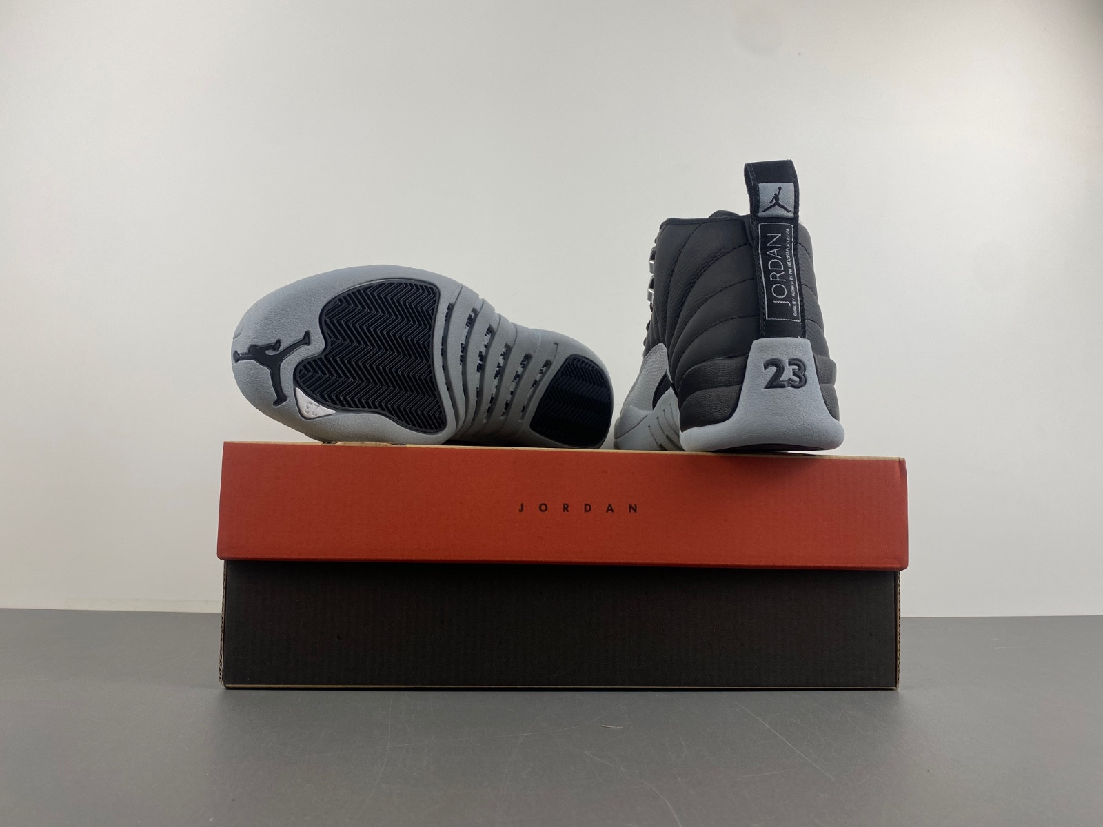 air jordan 12 black wolf grey - sep 2024 - ct8013-010