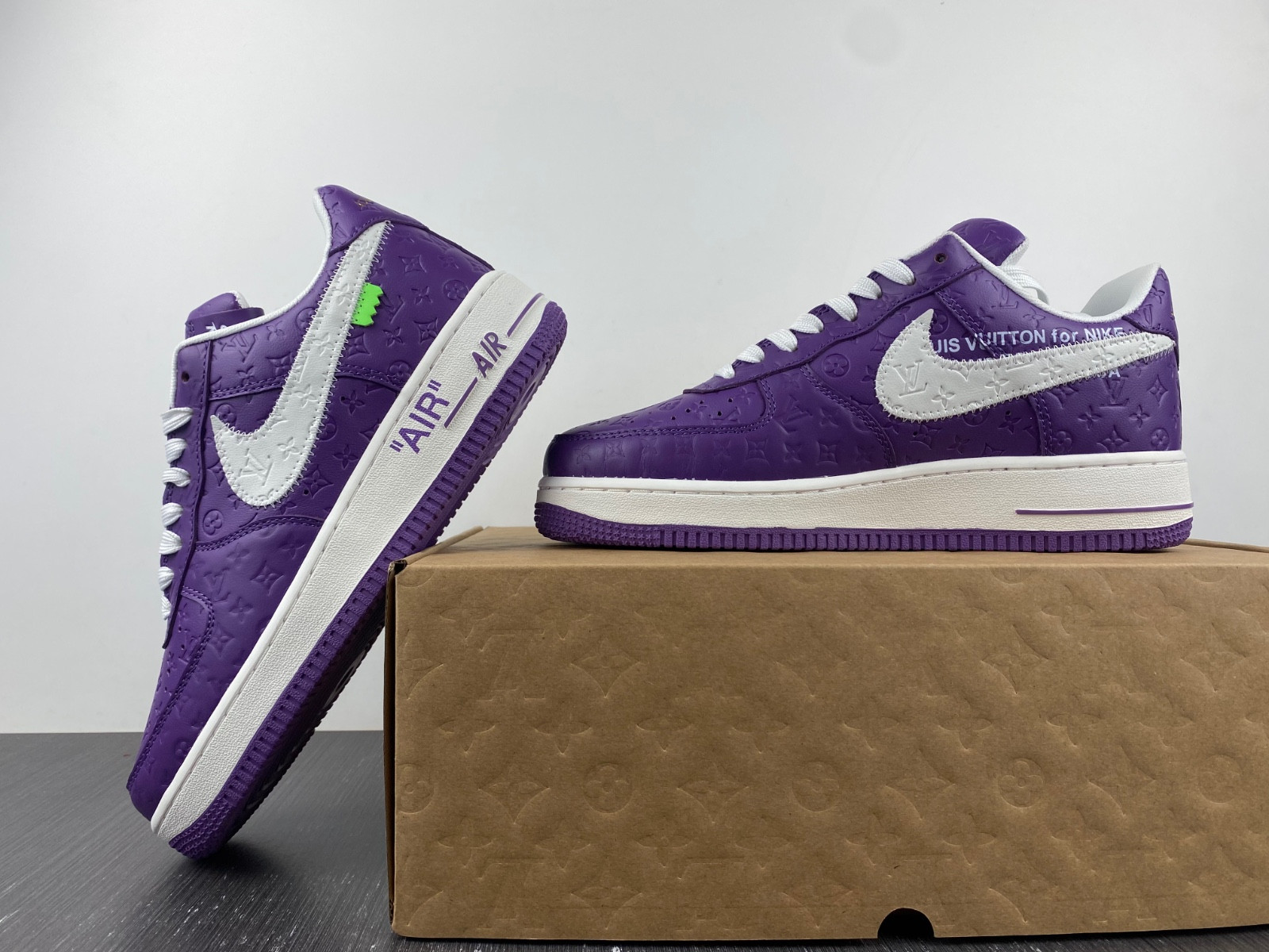 lwe sneaker