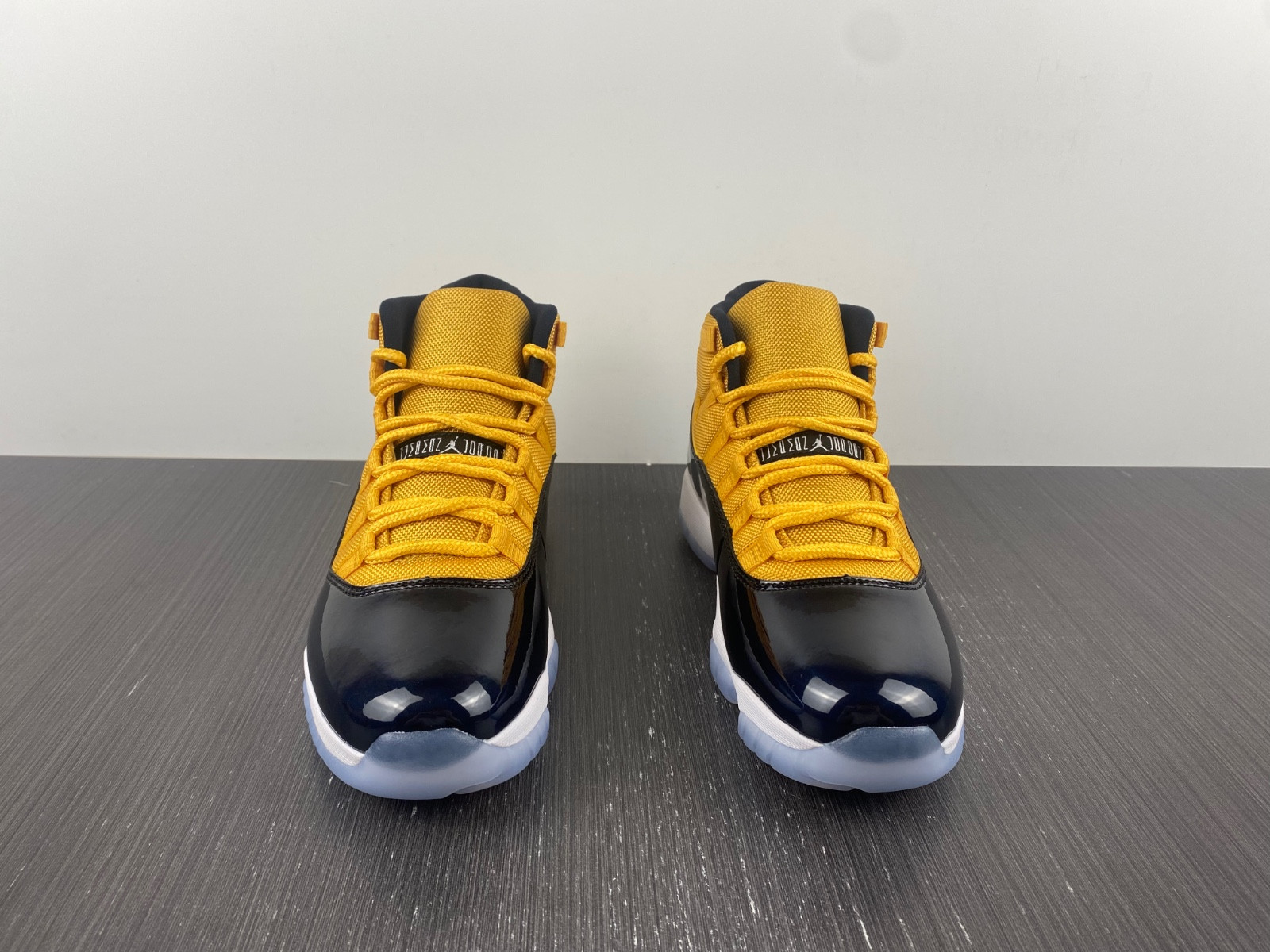 air jordan 11 retro black yellow white ct8012-118