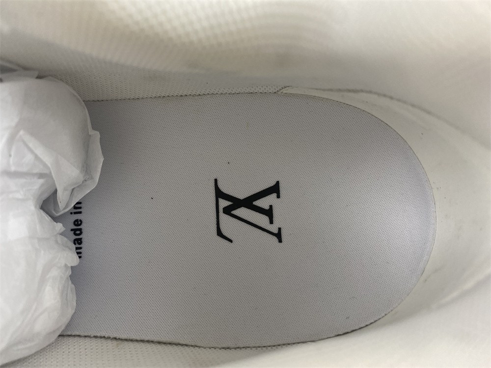 lwe sneaker