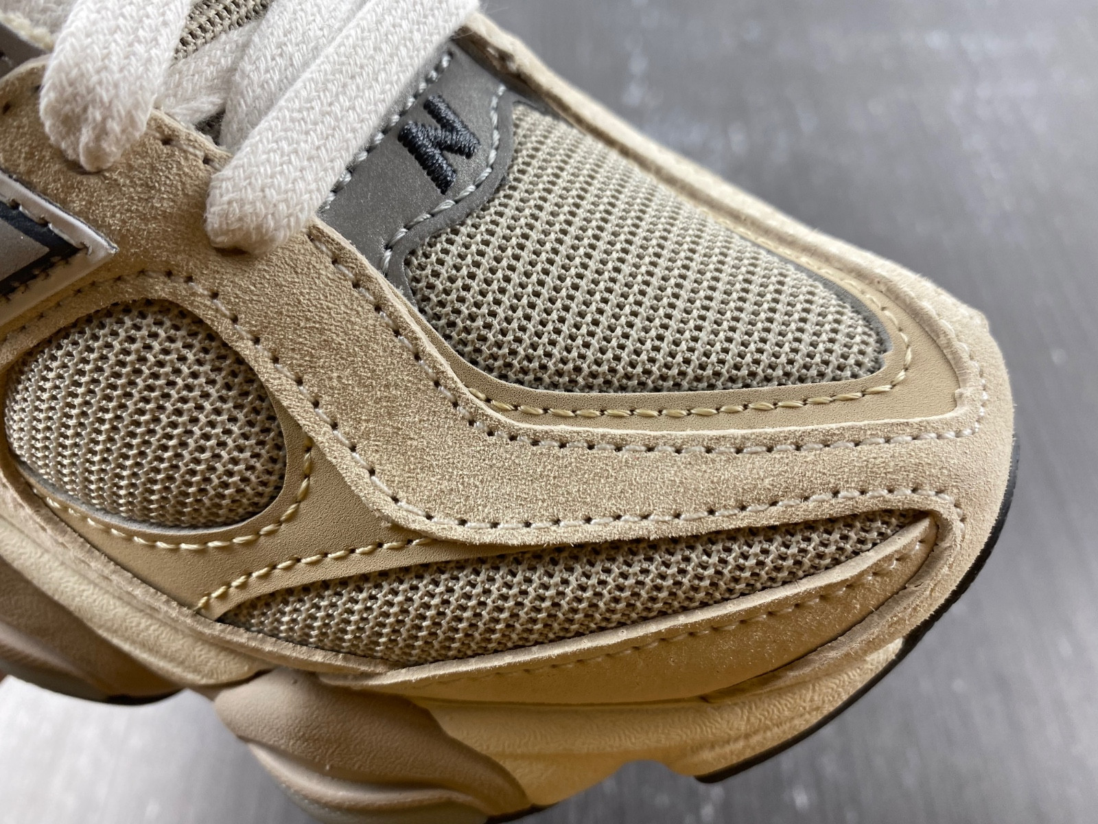 w03s4 jf/joe freshgoods x nb 9060"inside voices" u9060mac